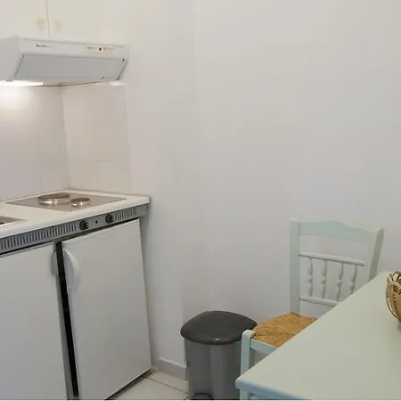 Glyfada 3*