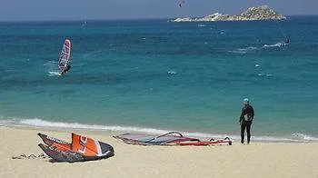 Ξενοδοχείο με διαμερίσματα Glyfada Kastrákion