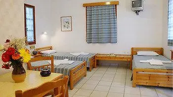 Glyfada Beach Studios 3*